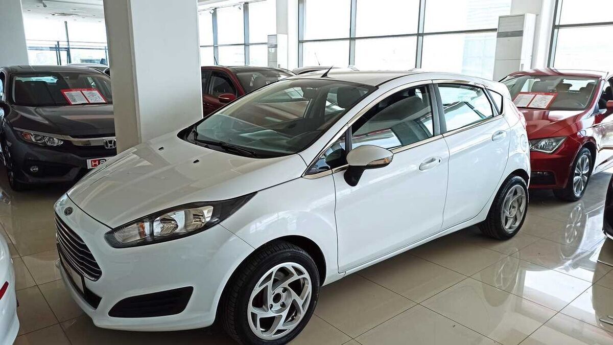 Ford Uyumlu  Fiesta Cam Çıtası Nikelaj Tamtur
