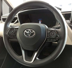 Toyota Corolla 2019+ Uyumlu Yedek Parça Direksiyon Kenar Kaplama - Karbon