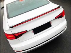 Audi A4 2016-2019 Uyumlu Led Spoiler Parlak Siyah