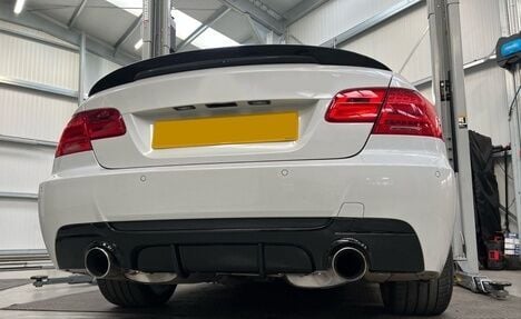 Bmw 3 Serisi E92 Uyumlu Spoiler Parlak Siyah