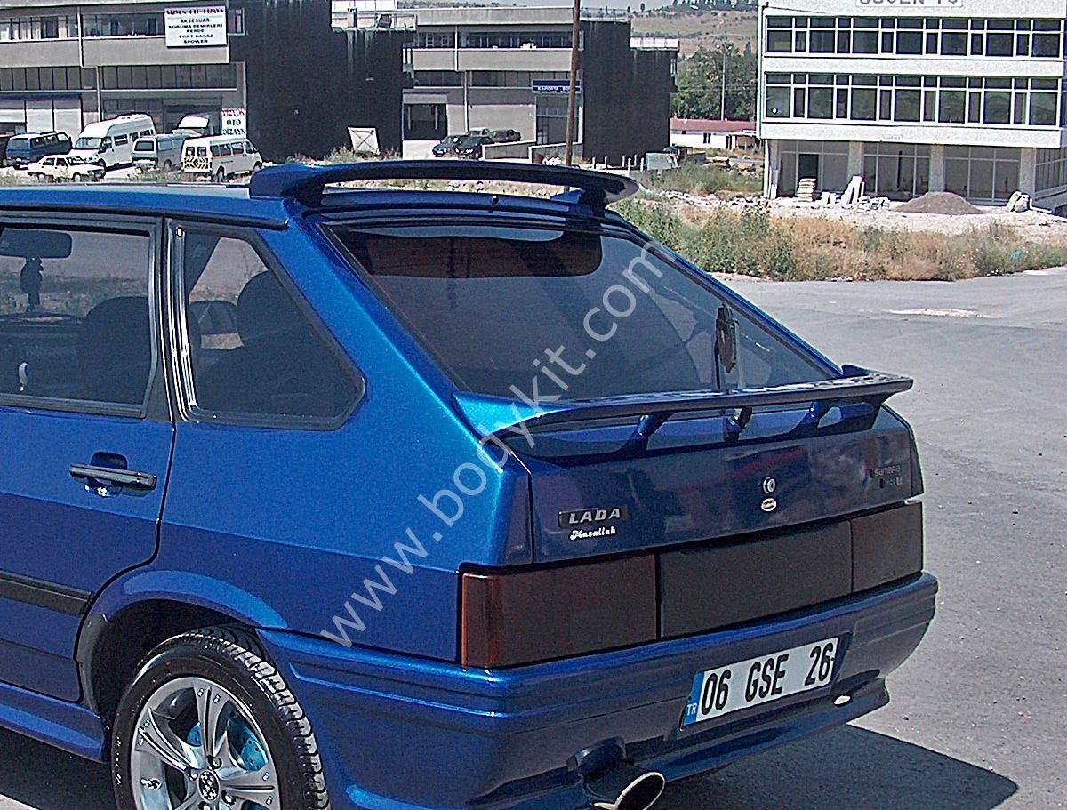 Lada Samara Cam Üstü Spoiler