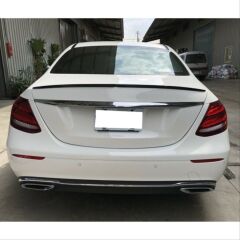 Mercedes Benz W213 E Serisi Uyumlu Düz Spoiler Pıano Black
