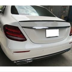 Mercedes Benz W213 E Serisi Uyumlu Düz Spoiler Pıano Black