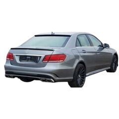 Mercedes E W212 2009-2016 Uyumlu Yedek Parça Piano Black Spoiler