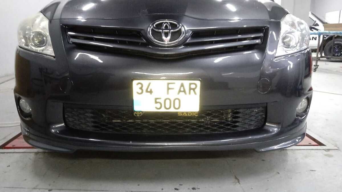 Toyota Auris 2010-2015 Uyumlu Yedek Parça Ön Ek Fiber Boyasız