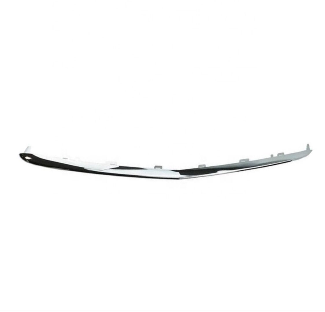 Mercedes W205 C Serisi 2014+ Için Uyumlu  Ön Tampon Alt Nikelaj- 2058850323
