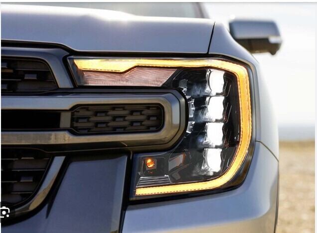Ford Ranger T9 2023  Uyumlu Far 4 Lensli
