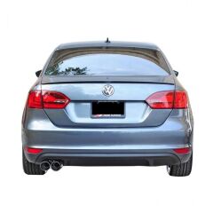 Volkswagen Jetta 2010 - 2014 Uyumlu R Body Kit