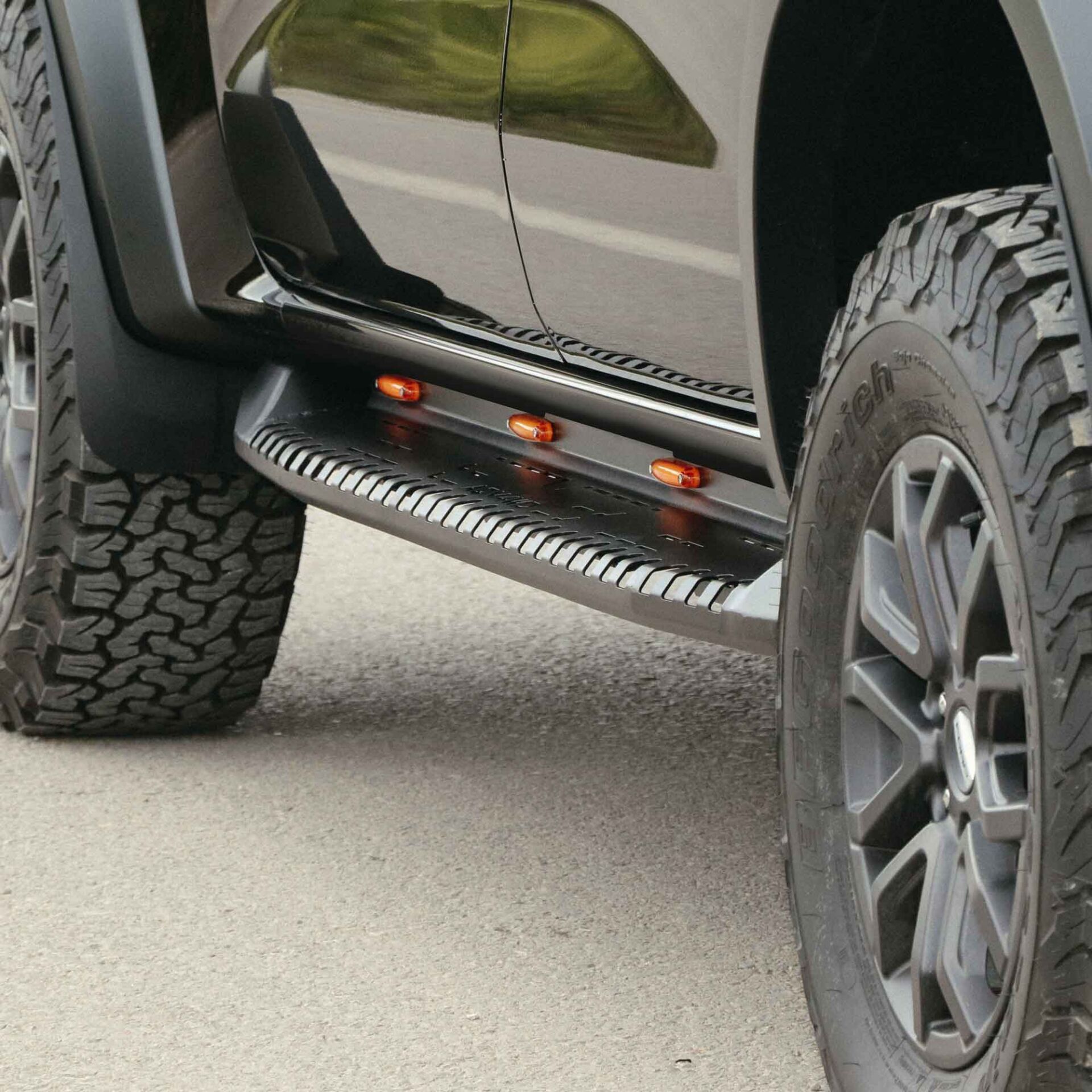 Toyota Tacoma Uyumlu  Off Road Yan Basamak (Side Steps) AQM4WD S30
