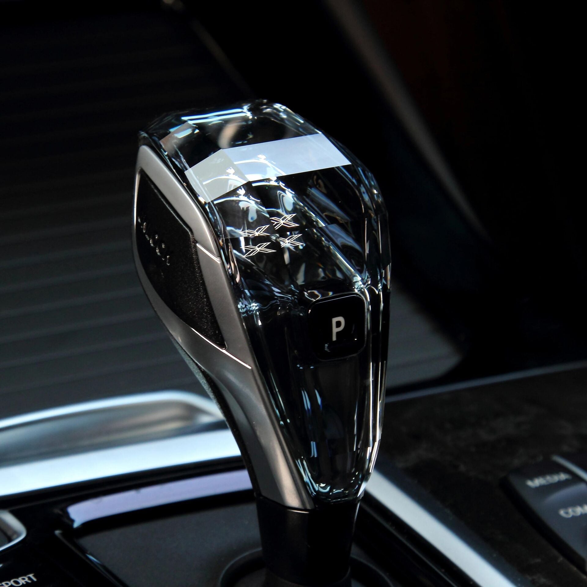 Bmw Kristal Vites Topuzu F30 & F32/F33/F36 & F10 Lci