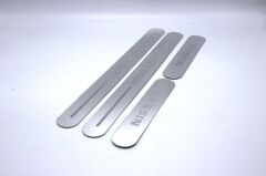 Nissan Gri Işıksız Kapı Eşiği