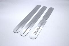 Subaru Gri Işıksız Kapı Eşiği