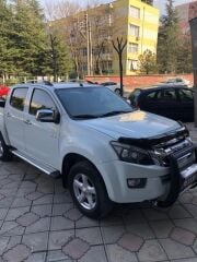 İsuzu D-Max 2012-2017 Kaput Rüzgarlığı