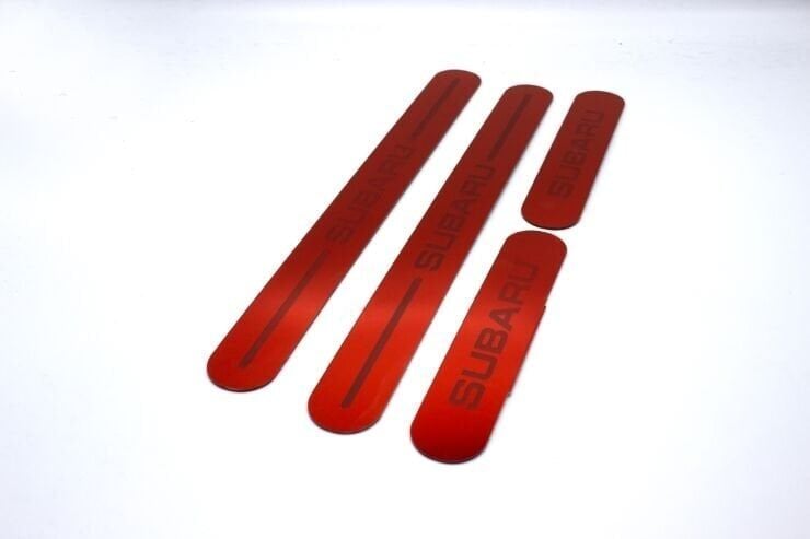 Subaru Kırmızı Işıksız Kapı Eşiği