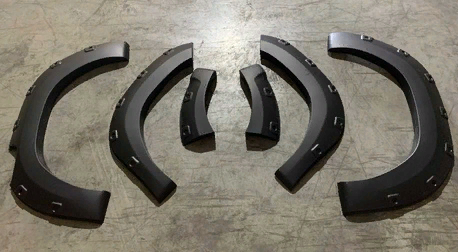 Toyota Hilux Revo Uyumlu Yedek Parça Kalın Tip Çamurluk Kabartma Dodik (pp Enjeksiyon)