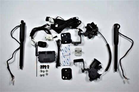 Mercedes W205 Uyumlu Yedek Parça Elektrikli Bagaj Açma