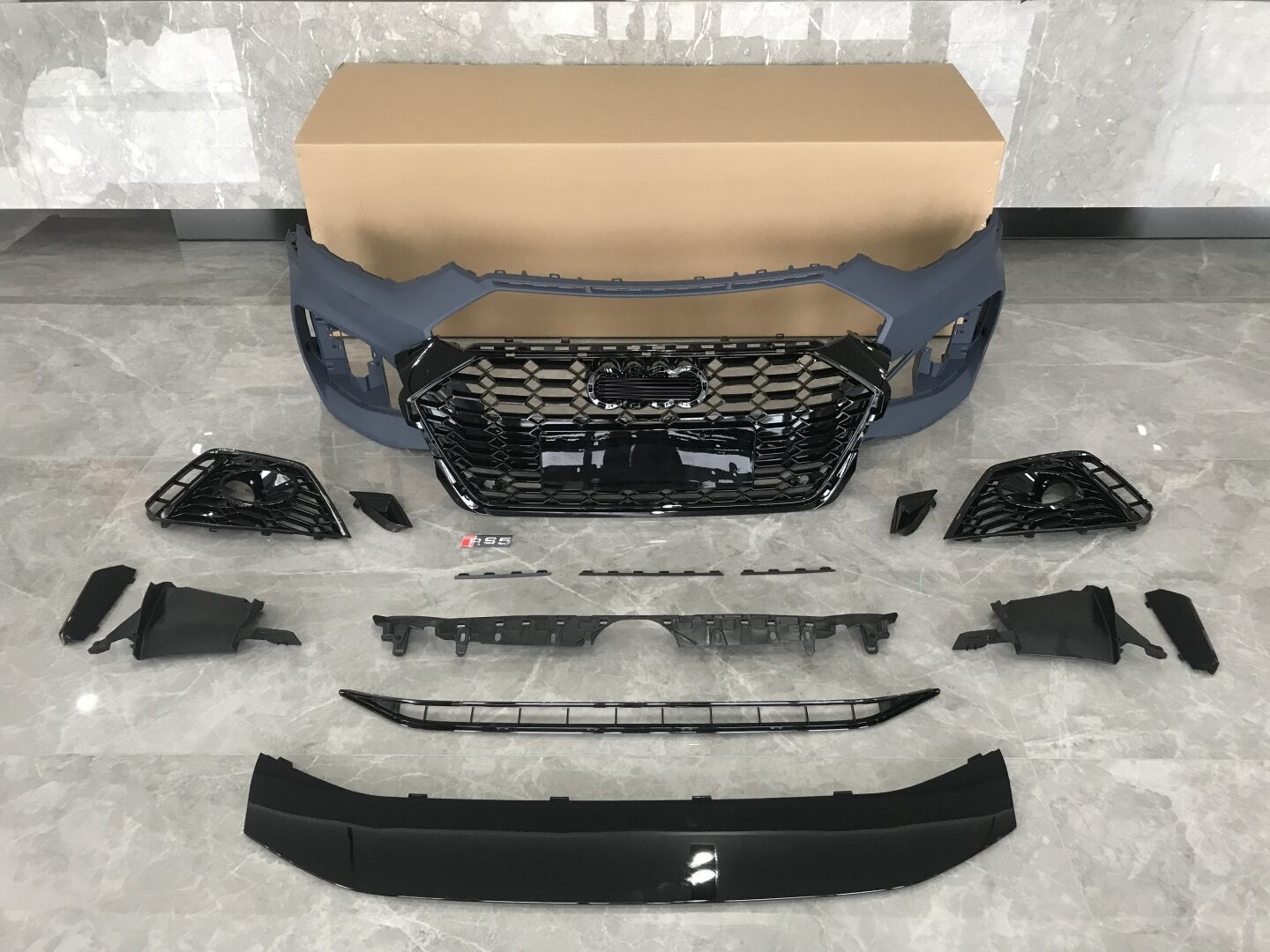 A5 2021+ İçin Uyumlu 4 Kapı Rs5 Ön Tampon Panjur Set
