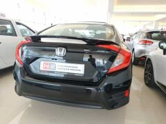 Honda Civic Fc5 Uyumlu V Style Spoiler Piano Black