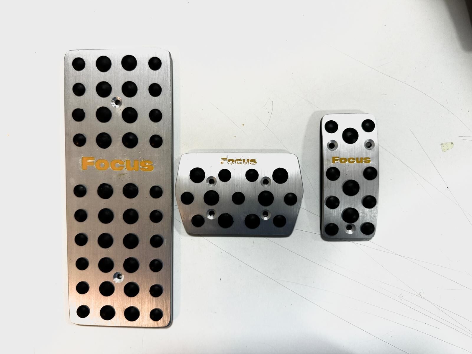 Ford Focus  Uyumlu Otomatik Pedal Seti
