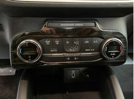 Ford Focus Uyumlu  2019+ Klima Panel Kaplama Tıtanyum Sıyah