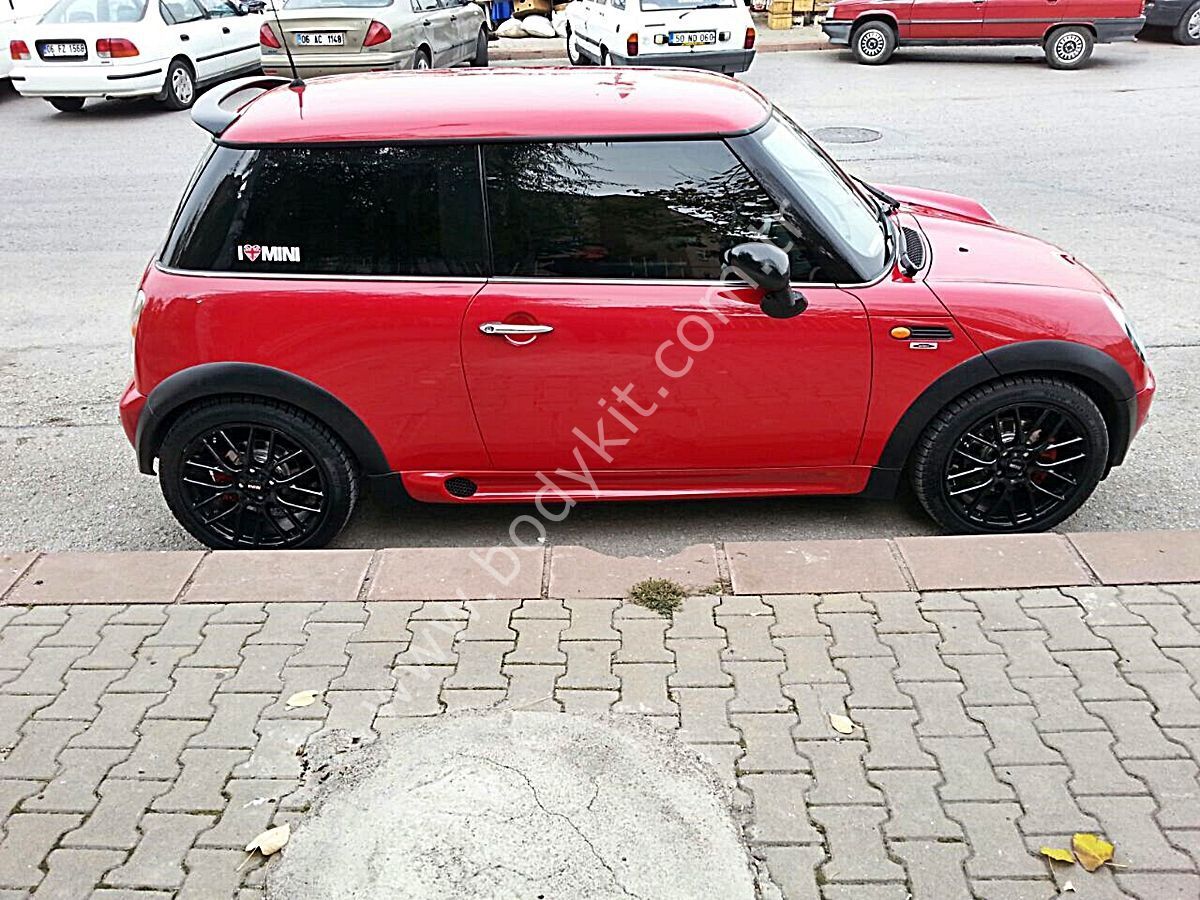 Mini Cooper S R53/R50 Uyumlu Yedek Parça Marşpiyel