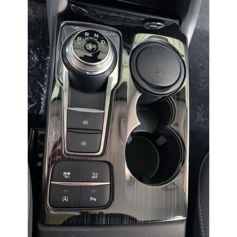 Ford Focus Uyumlu 2019-2021 Vites Çerçeve Kaplama Siyah