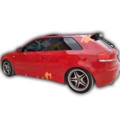 Audi A3 HB Uyumlu Yedek Parça Tek Kapı Marşpiyel Boyasız