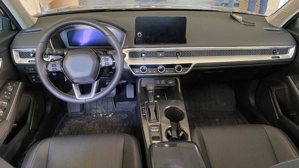Honda Civic Uyumlu 2022 Göğüslük Kaplama 2 Parça - Silver