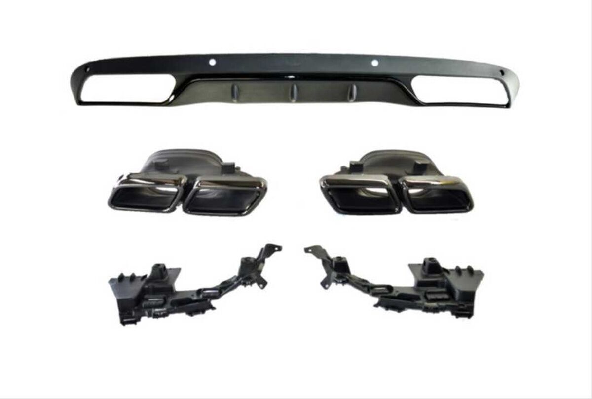 Mercedes W205 C63 Sedan Uyumlu Yedek Parça Siyah Difüzör Siyah Egzoz Seti