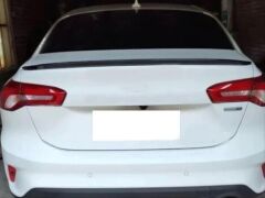 Ford Focus Uyumlu Yedek Parça 2019+ Hybrid Spoiler Parlak Siyah