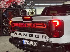 Ford Uyumlu 2023-2025+ T9 Ranger Işıklı Bagaj Kapağı Kaplaması