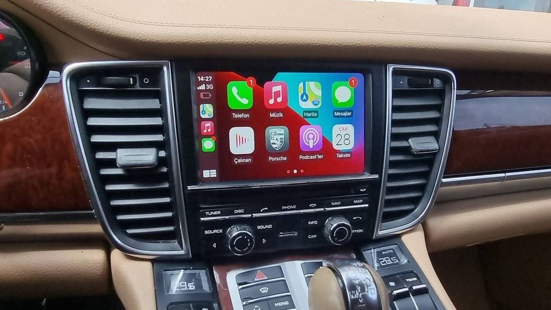 Porsche Panamera Orjinal Ekrana Carplay+And.Auto İnterface