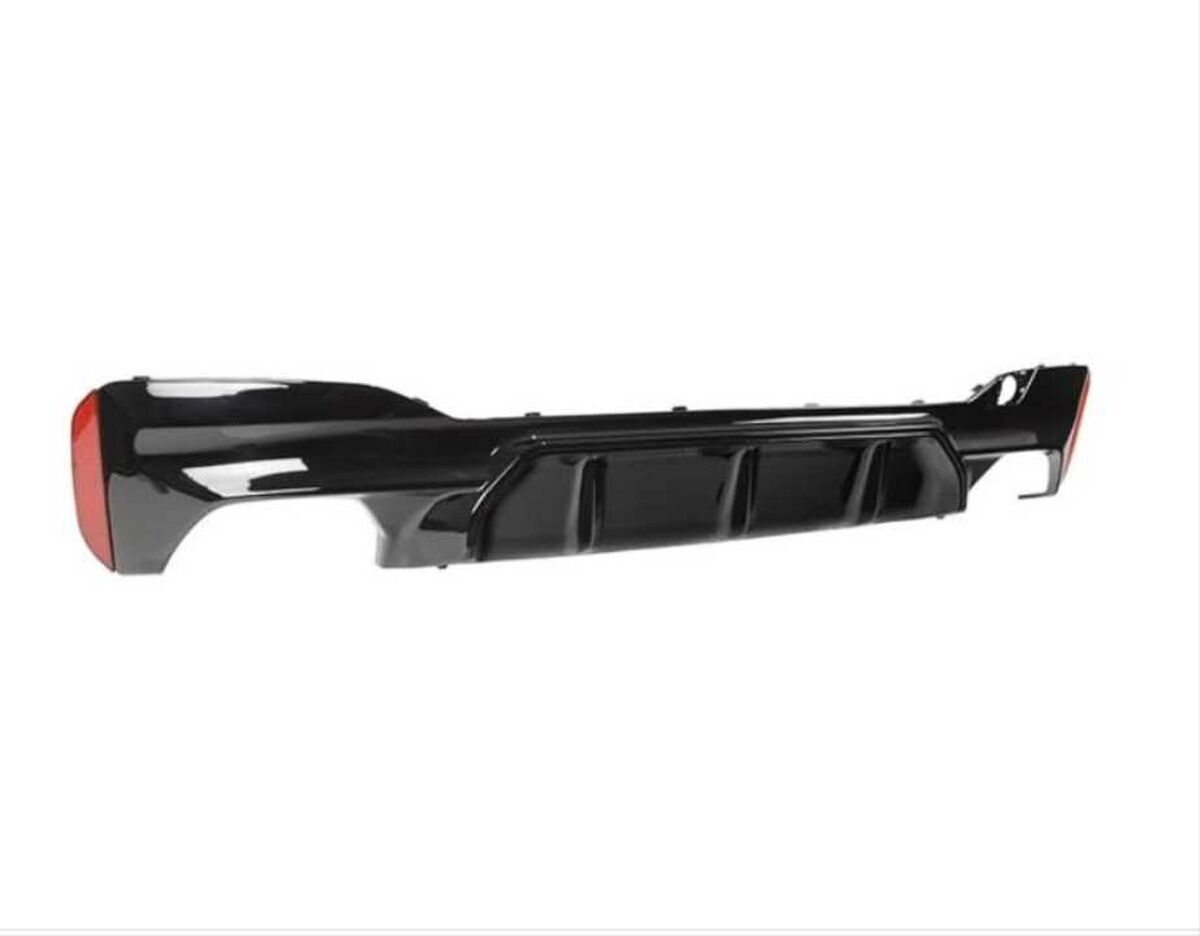 Bmw G30 Uyumlu M5 Difüzör ve M5 Egzoz Seti Parlak Siyah