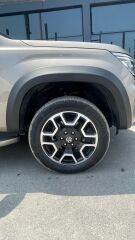 Volkswagen Amarok 2023-2024 Uyumlu Ön Çıkıntılı Civatasız 3,5 Cm Dodik (Sensörlü)