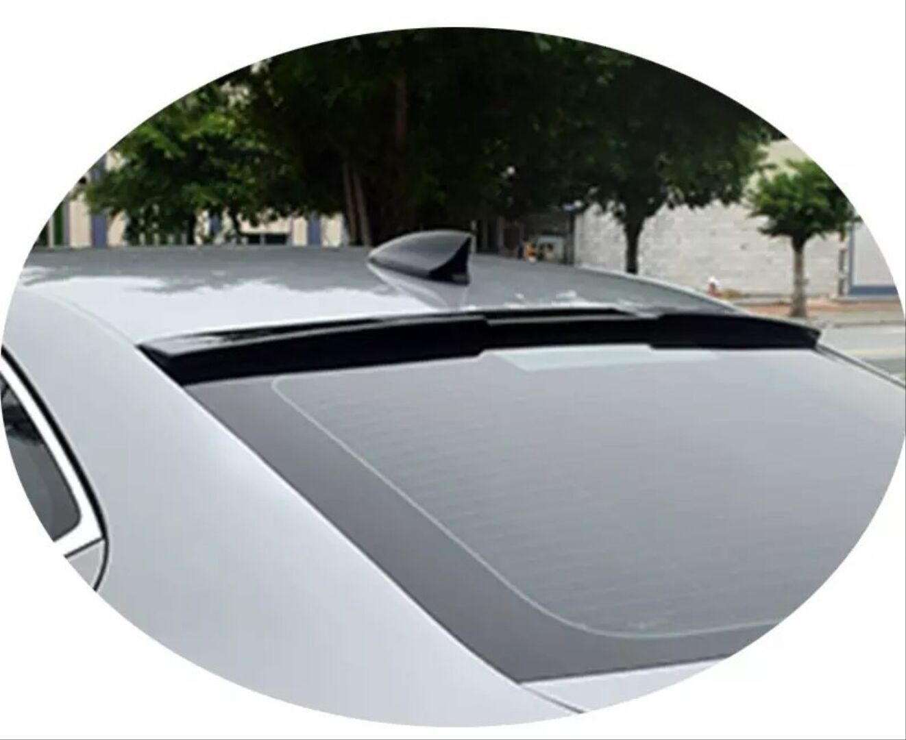 Skoda Süper B Uyumlu Yedek Parça 2020+ Cam Üstü Spoiler - Piano Black (Parlak Siyah)