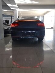 Volkswagen Passat Uyumlu Yedek Parça B8 İçin Uyumlu Led Spoiler (Piano Black)