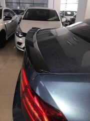 Volkswagen Passat Uyumlu B8 İçin Uyumlu Led Spoiler (Piano Black)