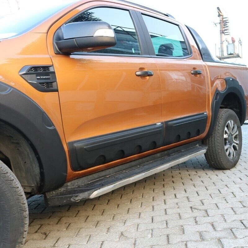 Ford Ranger Wildtrak Uyumlu Yedek Parça  2019- Kapı Kabartma 4 Prç