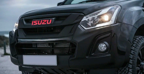 İsuzu D-Max 2018+ Ön Sis Kaplaması Siyah