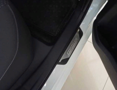 Toyota Corolla 2013-2016 Uyumlu Yedek Parça Kapı Eşik Nikelajı Işıksız