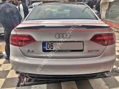 Audi A4  Uyumlu Yarasa Bagaj Spoiler