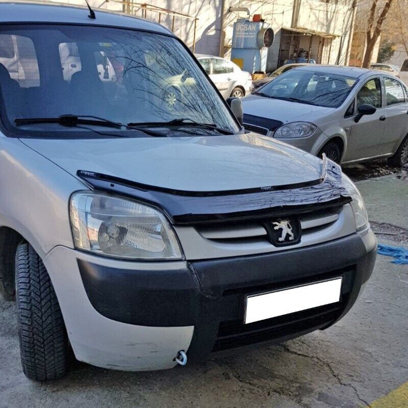Peugeot Partner 2004 - 2008 Uyumlu Kaput Rüzgarlığı