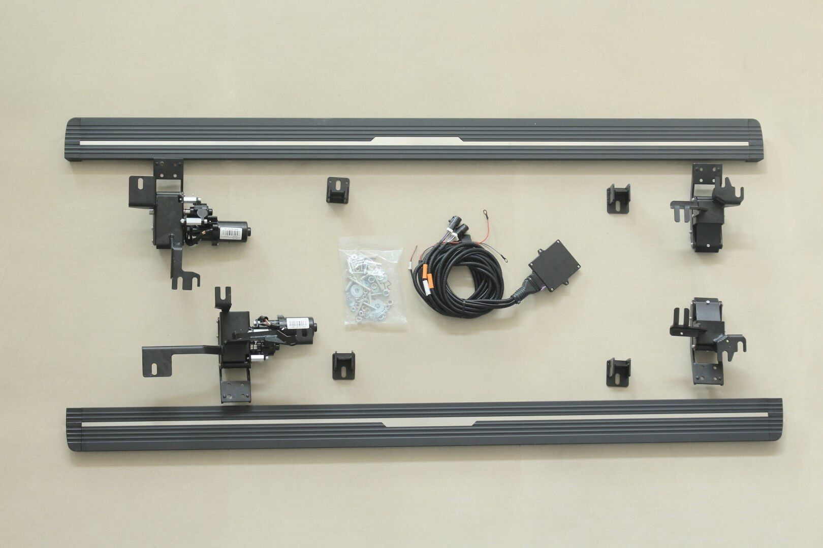 Land Rover Range Rover Vogue 2023-2024 Uyumlu Elektrikli Basamak