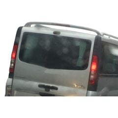 Renault Trafic Uyumlu Yedek Parça Işıklı Tavan Spoiler Boyasız
