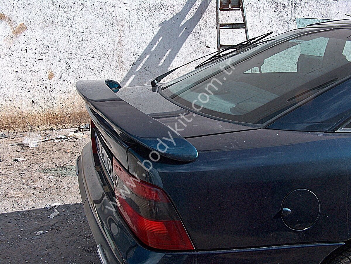 Opel Calibra Uyumlu Yedek Parça Spoiler
