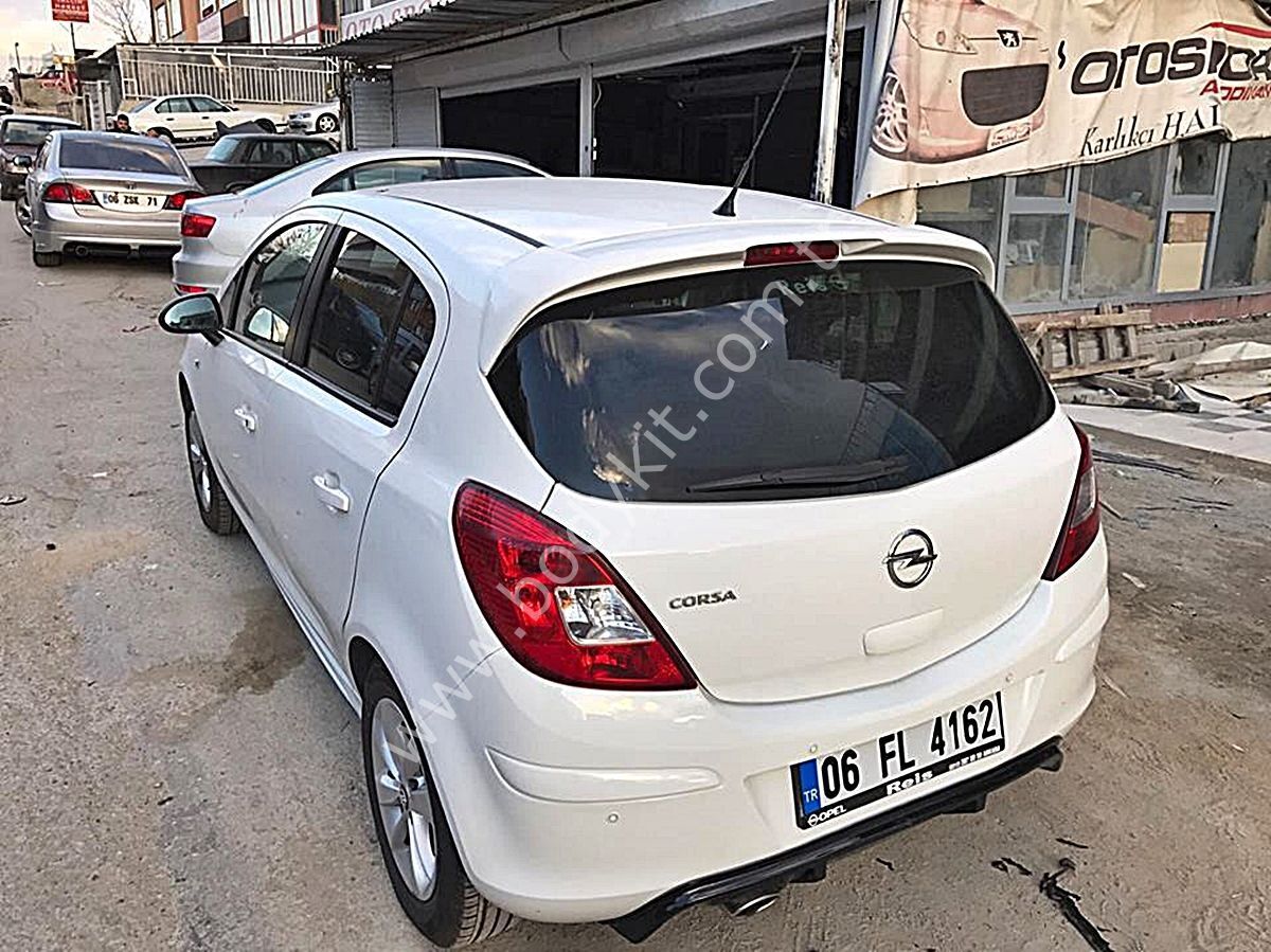 Opel Corsa D Uyumlu Yedek Parça Spoiler