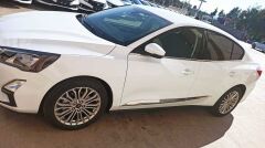 Ford Focus  Uyumlu 2019+ Kapı Çıtası Pıano Black