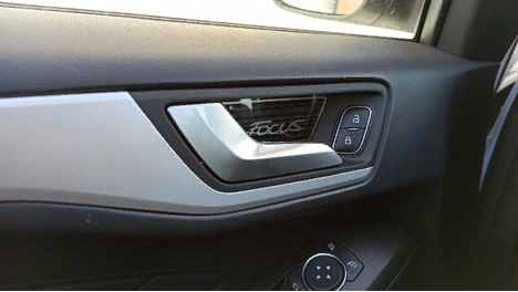 Ford Focus Uyumlu 2019+ Kapı Kolu İç Açma Kaplama-tıtanyum Sıyah