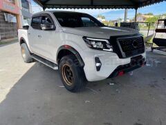 Nissan Navara 2015+ NP300 Için Uyumlu 2022 Facelift Body Kit (Led Farlı Model Için)