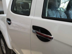 İsuzu D-Max 2012-2017 Kapı Kolu İç Kaplama Siyah